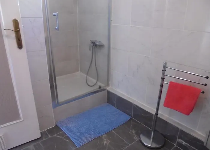 Confort,gare Tgv ,wifi, Clim, Parking, Avec Pt Dejeuner Compris Accommodatie bij particulieren